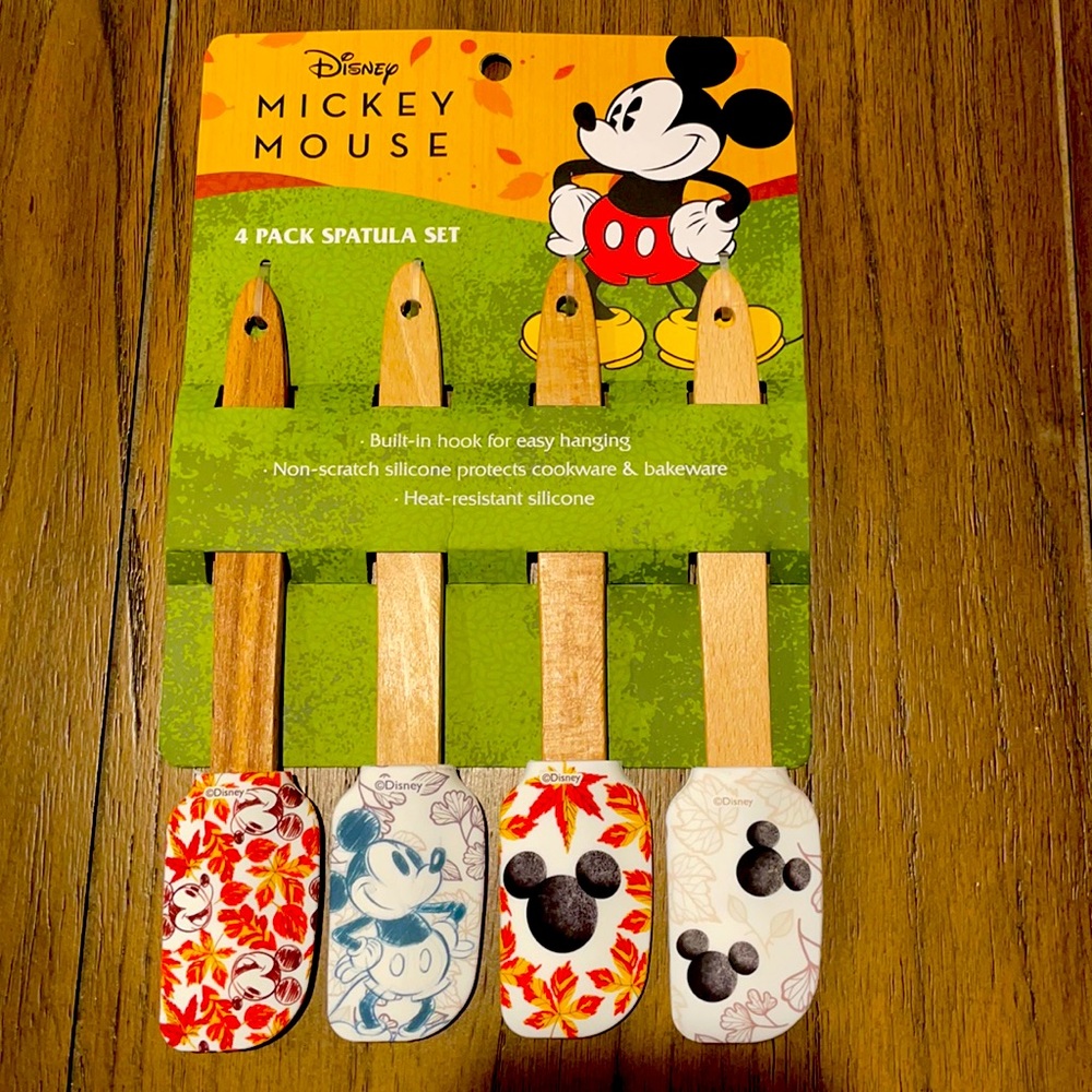 Mickey Mouse Autumn Spatula Set